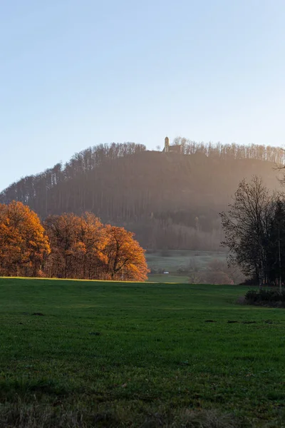 Herbst Rasenlandschaft Bei Schwäbisch Gmund Mit Orangefarbenen Blättern Auf Ästen — Stockfoto