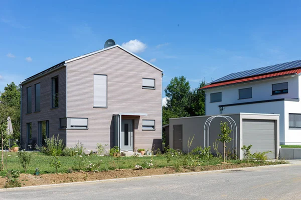 Casas Modernas Fachada Madera Una Mañana Soleada Sur Alemania — Foto de Stock