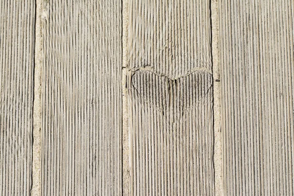 Corazón en el tablero — Foto de Stock