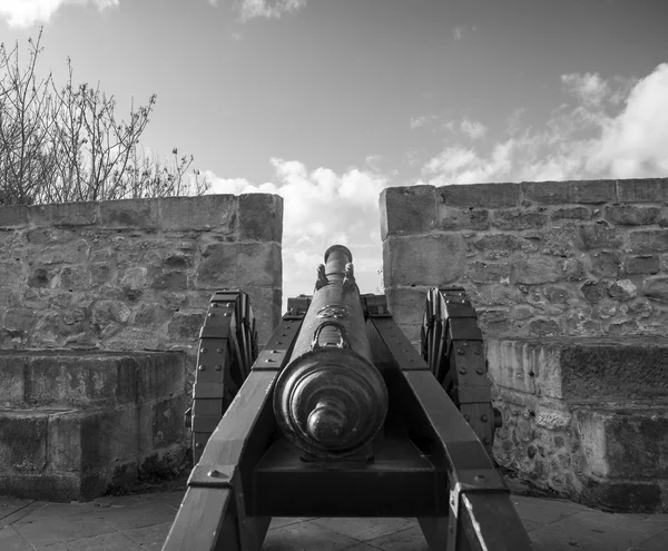 Medieval fortress gun — Stock Photo, Image