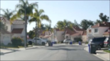 Varoş gayrimenkul, yerleşim bölgesi, San Diego ilçesi, Kaliforniya ABD. Tipik bir banliyö mahallesi. Tek kişilik müstakil evler, pahalı mülkler. Klasik evler dizisi