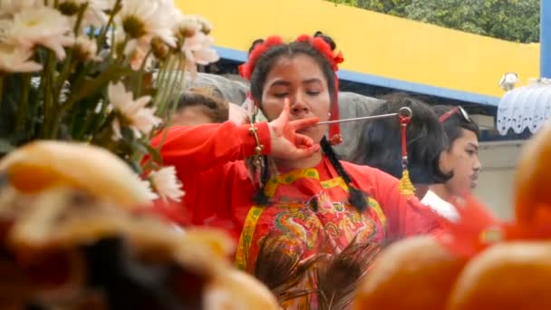 Samui Tailandia Febrero 2018 Adoradores Devotos Chinos Tailandeses Participan Procesión — Vídeo de stock