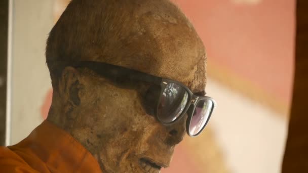 Koh Samui Thailand July 2018 Wat Khunaram 库纳拉姆佛寺 僧人Phra Khru — 图库视频影像