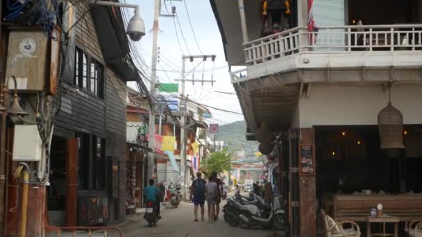 Isla Samui Tailandia Mayo 2019 Típica Calle Turística Pueblo Fisherman — Vídeos de Stock