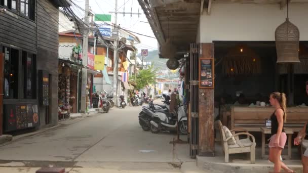 Isola Samui Thailandia Maggio 2019 Tipica Strada Turistica Nel Villaggio — Video Stock
