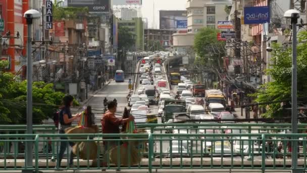 Bangkok Thailand Липня 2019 Годинний Рух Біля Монумета Перемоги Столиці — стокове відео