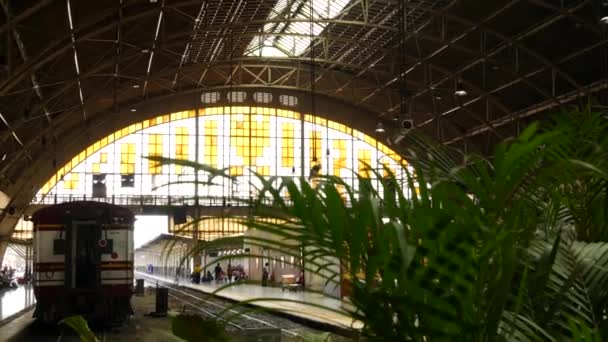 Bangkok Thailand Juli 2019 Bahnhof Hua Lamphong Staatliche Eisenbahninfrastruktur Srt — Stockvideo