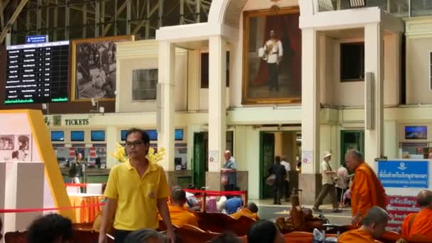 Bangkok Thailand Juli 2019 Hua Lamphong Treinstation Staatsspoorweginfrastructuur Srt Boeddhistische — Stockvideo