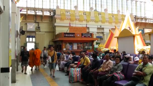 Bangkok Thailand Temmuz 2019 Hua Lamphong Tren Istasyonu Devlet Demiryolu — Stok video