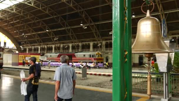 Bangkok Thailand Juli 2019 Hua Lamphong Centralstation För Statlig Järnvägstransportinfrastruktur — Stockvideo