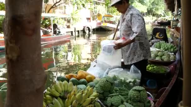 Bangkok Thailand July 2019 Pasar Mengambang Lat Mayom Kanal Sungai — Stok Video