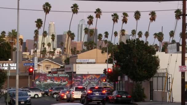 Los Angeles Kalifornia Usa Październik 2019 Miejska Panorama Dłonie Nocna — Wideo stockowe