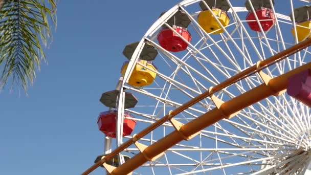 Santa Monica Los Angeles Usa Oct 2019 Iconic Colorful Retro — 图库视频影像