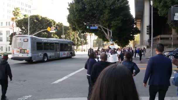 Los Angeles Kalifornien Usa Okt 2019 Menschen Streiken Der Nähe — Stockvideo