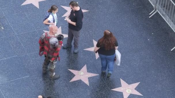 Los Angeles California Eua Nov 2019 Passeio Avenida Hollywood Pedastrianos — Vídeo de Stock