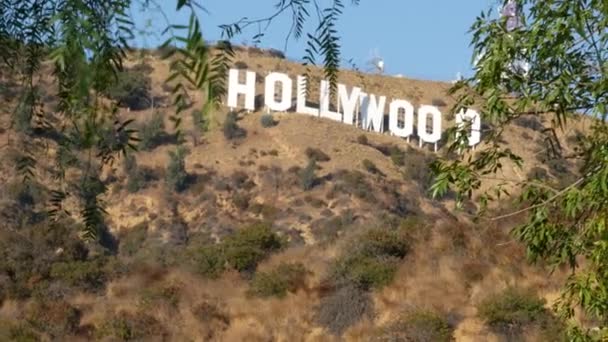 Sinal De Hollywood Em Los Angeles No Céu Azul Foto de Stock