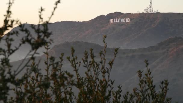 Los Ángeles California Nov 2019 Signo Icónico Hollywood Grandes Letras — Vídeos de Stock