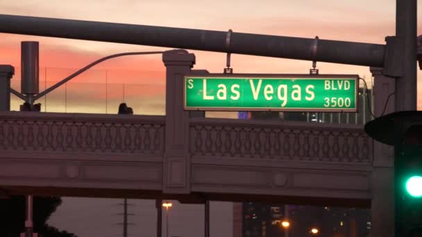 Las Vegas Nevada Usa Dec 2019 Trafikskilt Glødende Strip Fabelagtig – Stock-video