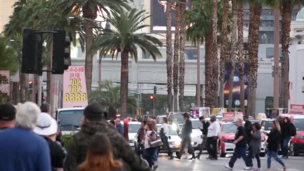 Las Vegas Nevada Usa Dec 2019 People Pedestrian Walkway Multicultural — Stock Video