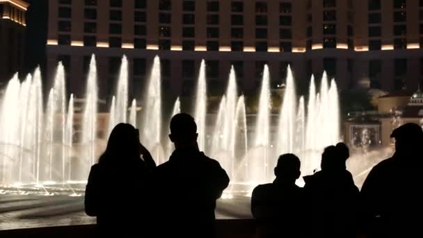 Las Vegas Nevada Usa Dec 2019 Pessoas Olhando Para Performance — Vídeo de Stock