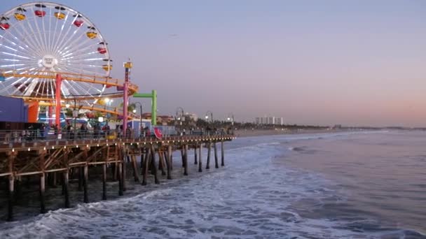 Santa Monica Los Angeles Usa Dec 2019 Roda Gigante Iluminada — Vídeo de Stock