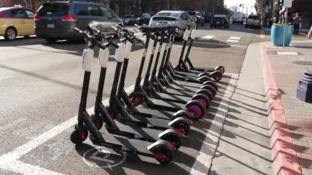 San Diego California Usa Jan 2020 Row Ride Sharing Electric — Stock Video