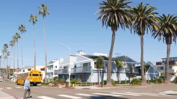 Oceanside Californie États Unis Février 2020 Bus Scolaire Jaune Américain — Video