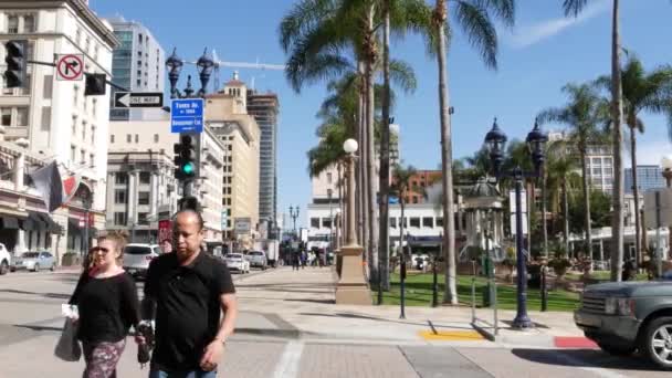 San Diego California Usa Şubat 2020 Şehir Merkezindeki Yayalar Trafik — Stok video