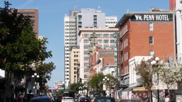 San Diego California Usa Feb 2020 Voetgangers Verkeer Hoogbouw Het — Stockvideo