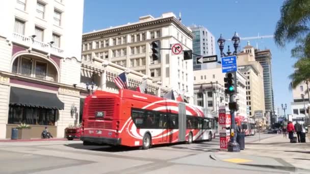 San Diego California Usa Şubat 2020 Şehir Merkezindeki Yayalar Trafik — Stok video