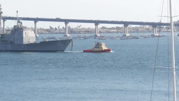 San Diego California Usa Feb 2020 Vontatóhajó Húzza Uss Chosin — Stock videók