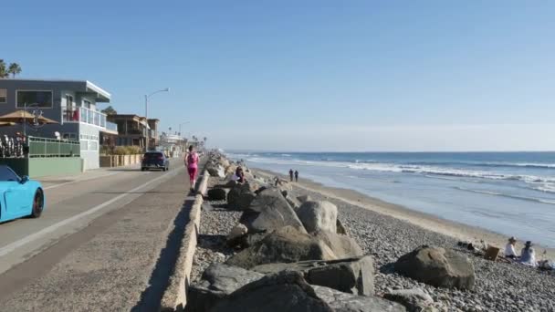 Oceanside Califórnia Eua Fevereiro 2020 Pessoas Andando Passeando Passeio Marítimo — Vídeo de Stock