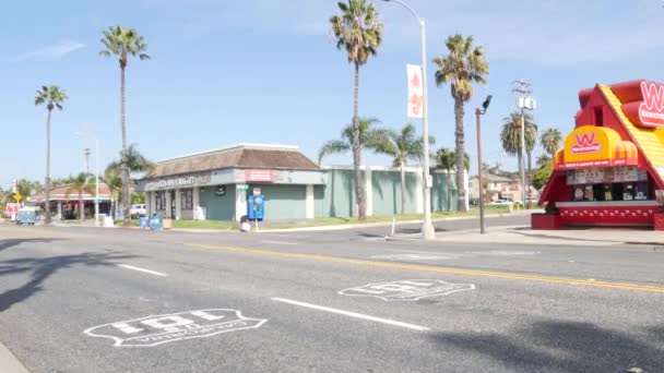 Oceanside Californie États Unis Février 2020 Restauration Rapide Wienerschnitzel Hot — Video