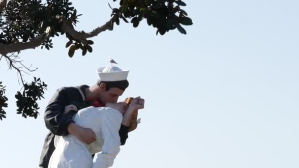 San Diego California Usa Feb 2020 Unconditional Surrender Statue Uss — 비디오