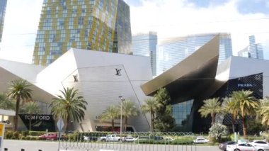 LAS VEGAS, NEVADA USA - 7 MAR 2020: Günah Şehri 'ndeki Geleceğin Şehir Merkezi kumarhaneleri. Modern lüks anonim şehir silueti. Çağdaş metropol gökdelenleri ve kristalleri zengin alışveriş merkezleri.