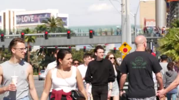 Las Vegas Nevada Usa Mar 2020 Personas Pasarela Peatonal Hombres — Vídeos de Stock