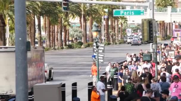 Las Vegas Nevada Usa Mar 2020 Personas Pasarela Peatonal Hombres — Vídeos de Stock