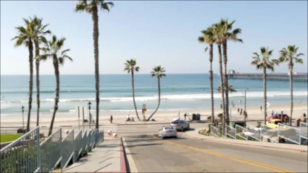 Road to ocean beach California USA. Summertime palm trees. Summer coast near Los Angeles. Sea waves. — Stock Photo, Image