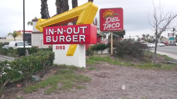 San Diego Califórnia Eua Dezembro 2020 Fast Food Restaurants City — Vídeo de Stock