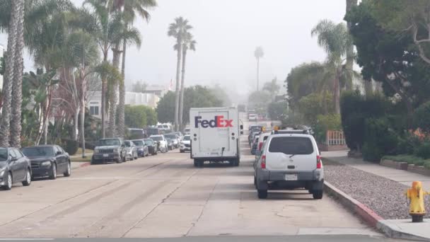 San Diego California Nov 2020 Fedex Camión Correo Calle Ciudad — Vídeos de Stock