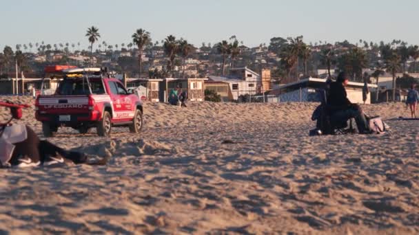 San Diego California Usa Kasım 2020 Cankurtaran Kırmızı Pikap Ocean — Stok video