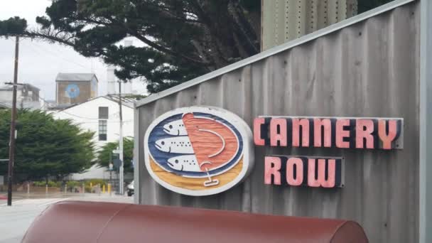 Monterey California Verenigde Staten Dec 2020 Cannery Row Verkeersbord Toeristische — Stockvideo