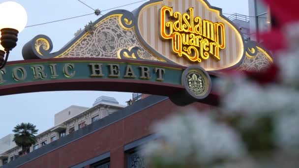 San Diego California Usa Dec 2020 Gaslamp Quarter Historic Entrance — Stock Video