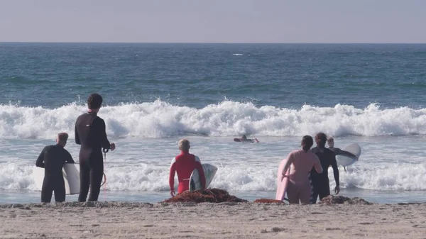 San Diego Califórnia Eua Novembro 2020 Surfistas Ondas Oceânicas Com — Fotografia de Stock