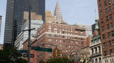 New York City Manhattan Midtown, Birleşik Devletler. Gökdelen kulesi mimarisi. Chrysler binası. Murray Hill 'deki Park Bulvarı. Şehir manzarası, kırmızı tuğla