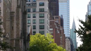 New York City Manhattan Midtown, Amerika Birleşik Devletleri. Gökdelen kulesi mimarisi. 42. Caddedeki Chrysler binası. Turtle Bay 'deki Lexington Bulvarı. Midtown East 'teki şehir manzarası. Lex av.