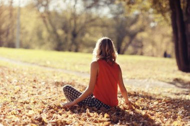 Mutlu kız altın Park