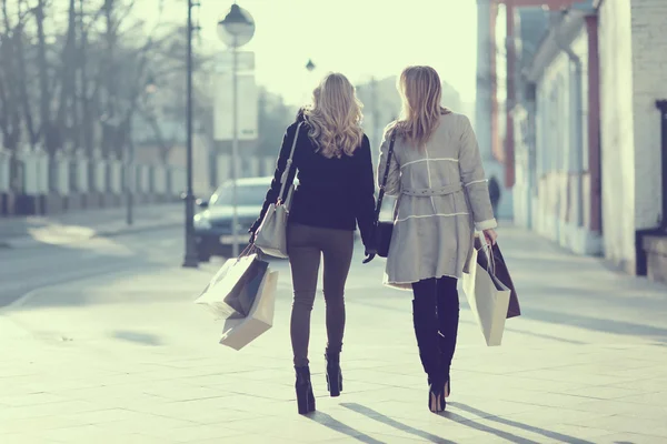 Two beautiful young girlfriends — Stock Photo, Image