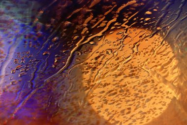 Bulanık şehir ışıkları geceleyin