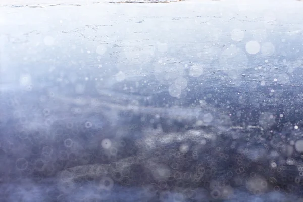 Яскраві блискучі сніг — стокове фото